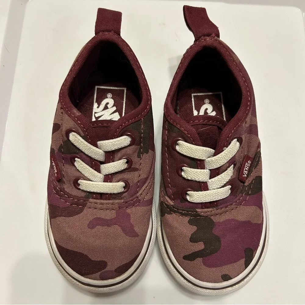 Vans Kids Sneakers Burgundy Camouflage Slip On Shoes 5.5 Toddler Stretchy Laces - Picture 4 of 8